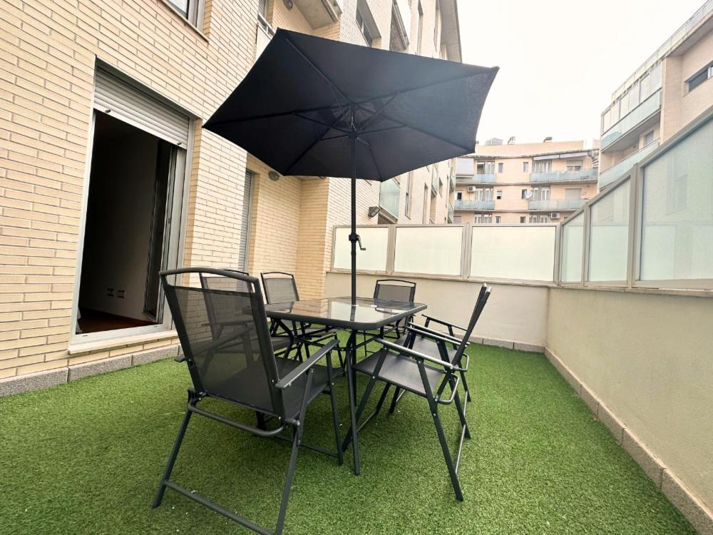 Apartamentos Dos Torres La Comarca - Jardín y parking privado gratis Zaragoza Exterior foto